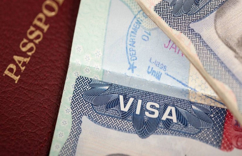 اخذ ویزا در دفتر مهاجرتی در کرمانشاه